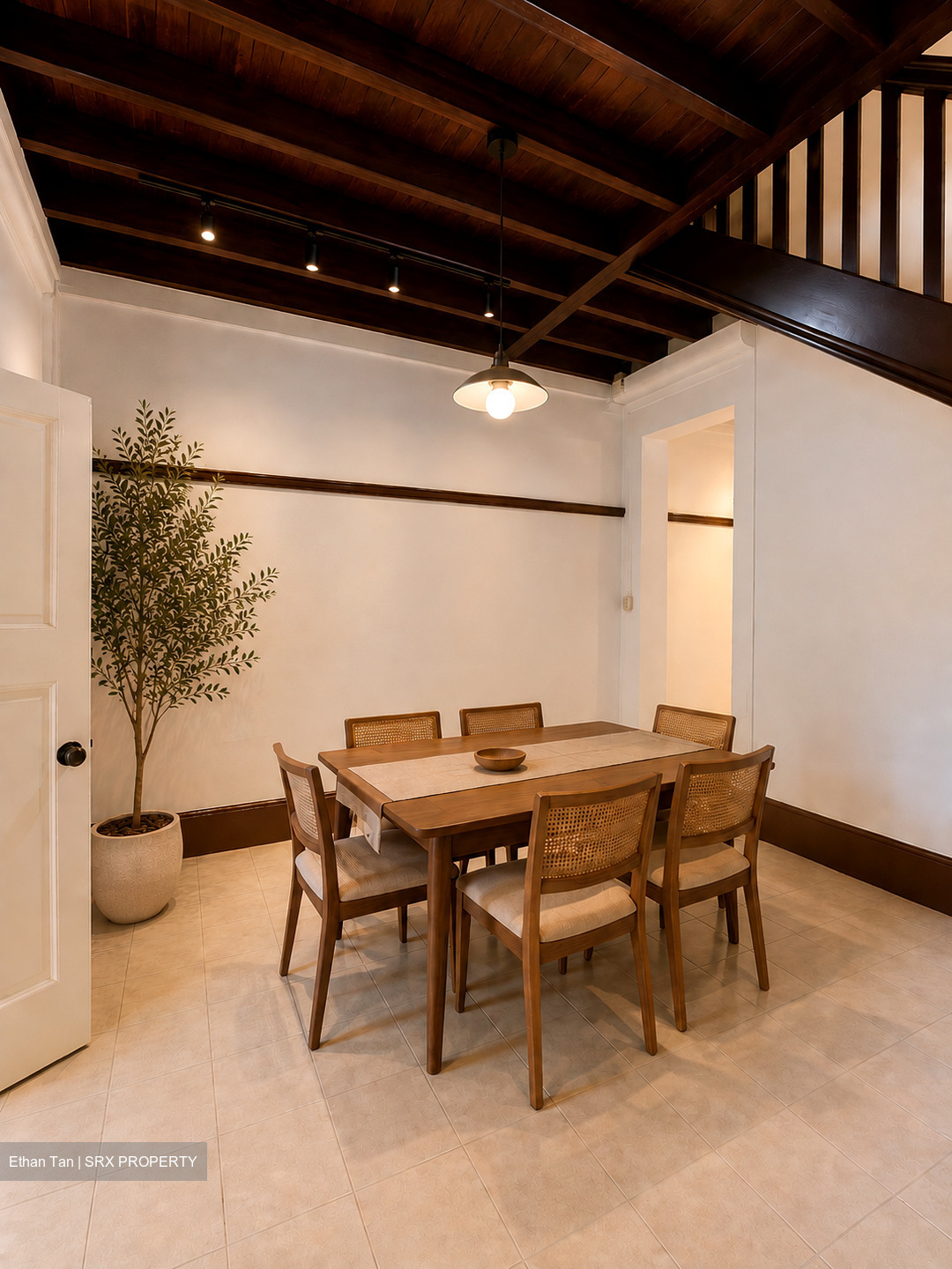 Townerville (D12), Terrace #560389781